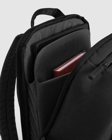 City Backpack - Onyx - Globite